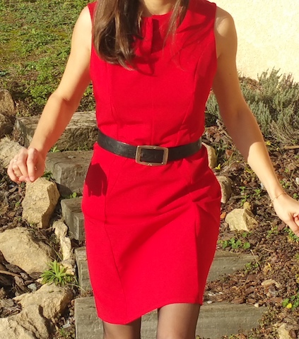 Coudre une robe rouge